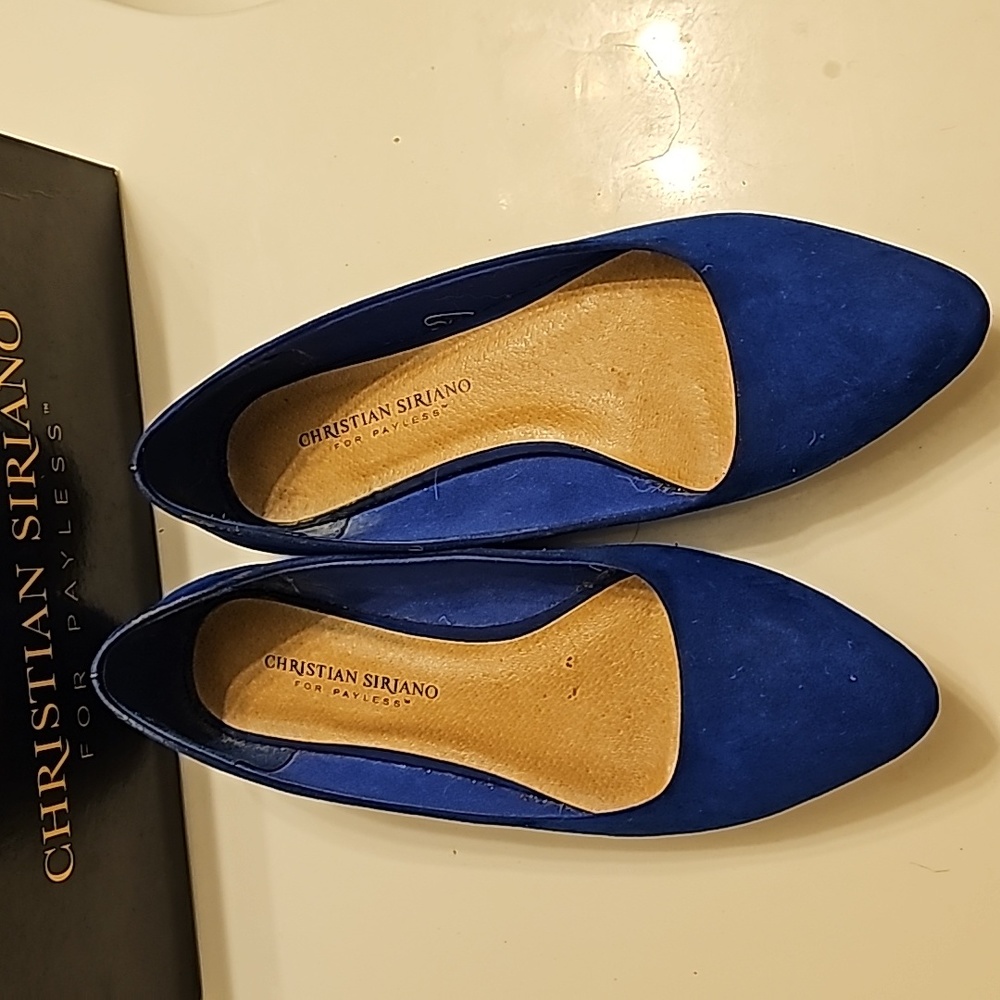 Blue flats - Picture 2 of 6